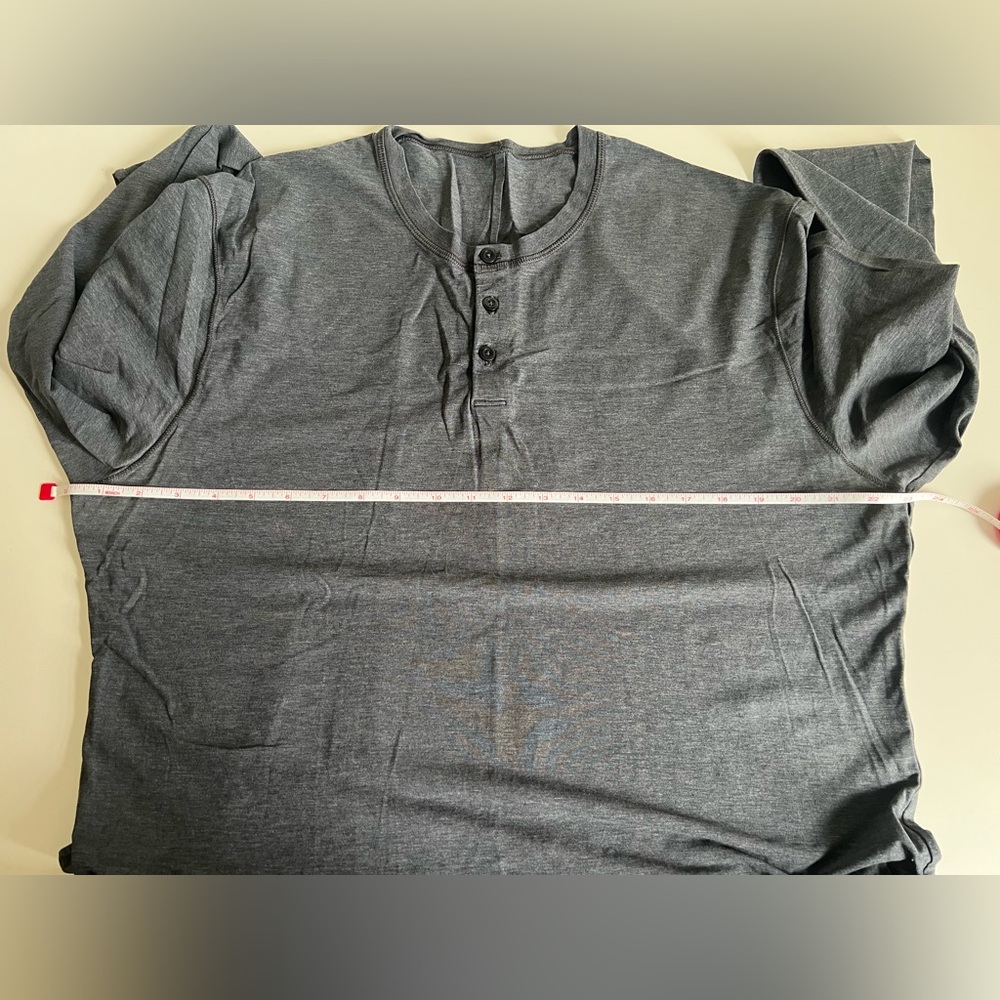 Large Lululemon 5 Year Basic Long Sleeve Henley 2… - image 7